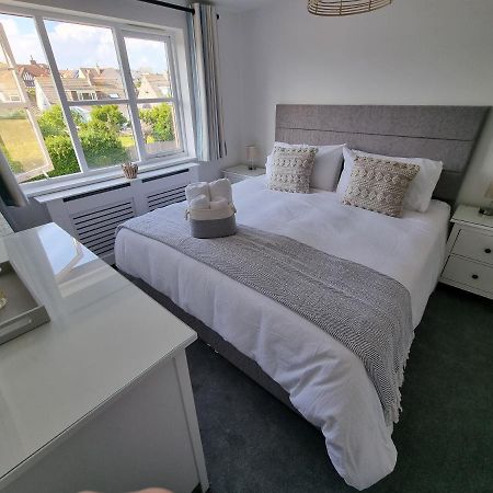 Hightide - 2 Bed With Parking, Balcony & Sea View. Apartment Swanage Exterior photo