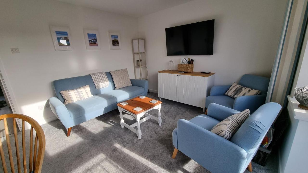 Hightide - 2 Bed With Parking, Balcony & Sea View. Apartment Swanage Exterior photo